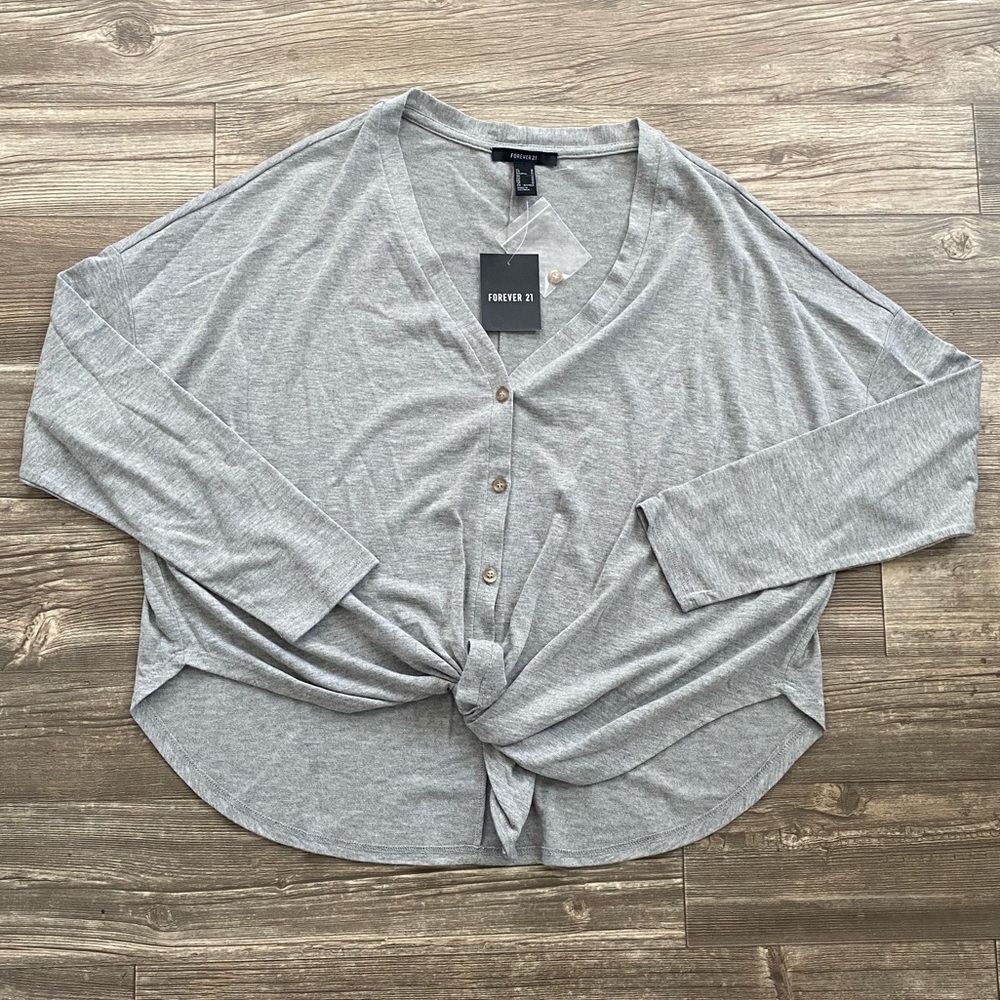 Forever 21 long sleeved shirt